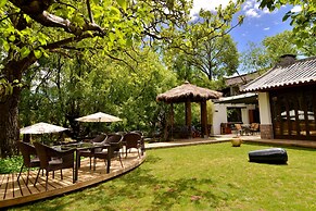 Lijiang Shuhe Youyiju Private Club