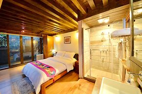 Lijiang Shuhe Youyiju Private Club