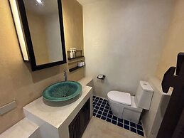 Bhundhari Residence Koh Samui