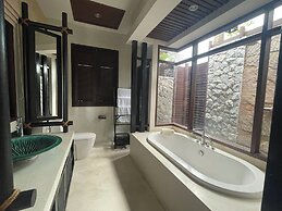 Bhundhari Residence Koh Samui