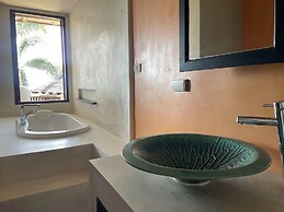 Bhundhari Residence Koh Samui