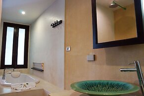 Bhundhari Residence Koh Samui