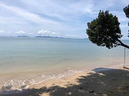 Koh Jum Ocean Beach Resort