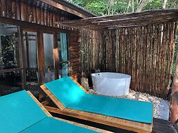 Koh Jum Ocean Beach Resort