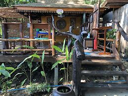 Koh Jum Ocean Beach Resort