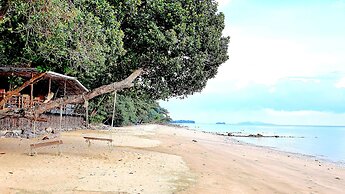 Koh Jum Ocean Beach Resort