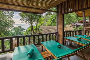 Koh Jum Ocean Beach Resort