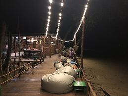 Koh Jum Ocean Beach Resort