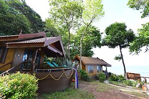 Koh Jum Ocean Beach Resort