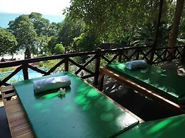 Koh Jum Ocean Beach Resort