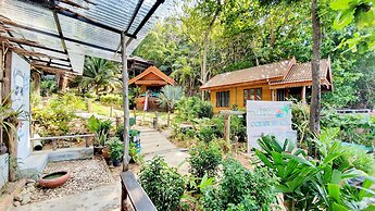 Koh Jum Ocean Beach Resort