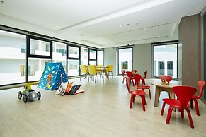 Pattaya Central Sea View Pool Suite