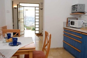 Keshet Eilon Villas and Suites