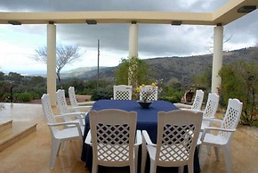 Keshet Eilon Villas and Suites