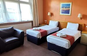 Russell Hotel