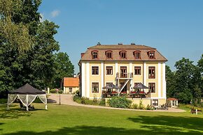 Wedevågs Herrgård
