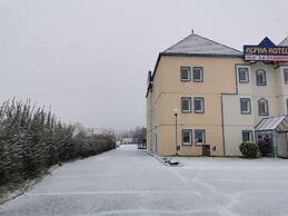 Alpha Hotel