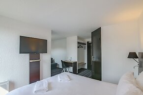 Brit Hotel Reims la Neuvillette