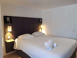 Brit Hotel Reims la Neuvillette