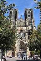 Brit Hotel Reims la Neuvillette