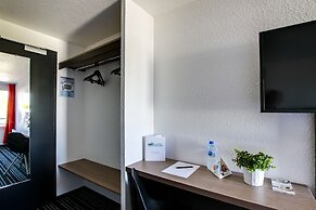 Brit Hotel Reims la Neuvillette