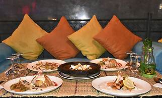 Riad Hotel El Kennaria