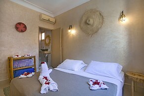 Riad Hotel El Kennaria