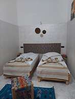 Riad Hotel El Kennaria