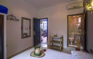 Riad Hotel El Kennaria
