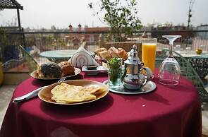 Riad Hotel El Kennaria
