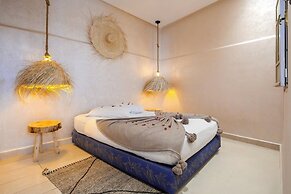 Riad Hotel El Kennaria