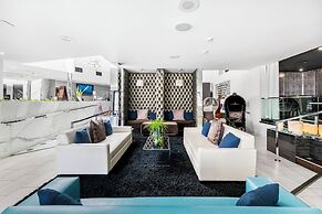 Serene Vegas Boutique Hotel Las Vegas