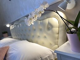 Domus Valadier Guesthouse