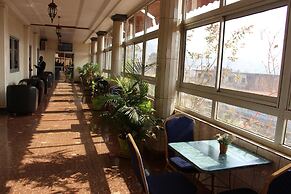 Hotel Mbouoh Star Palace