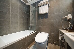 Hotel Vella Suite Suwon