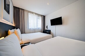 Hotel Vella Suite Suwon