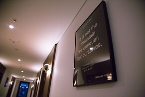 Hotel Vella Suite Suwon