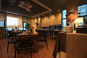 Hotel Vella Suite Suwon