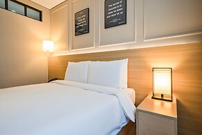 Hotel Vella Suite Suwon