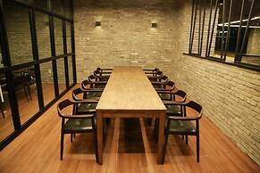 Hotel Vella Suite Suwon