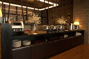 Hotel Vella Suite Suwon