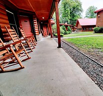 Smoky Falls Lodge