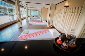 The Cotai Luxury Design Hotel
