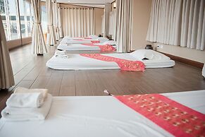 The Cotai Luxury Design Hotel