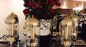 The Cotai Luxury Design Hotel