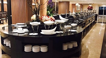 The Cotai Luxury Design Hotel