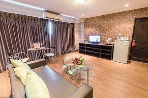 The Cotai Luxury Design Hotel