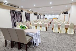 The Cotai Luxury Design Hotel