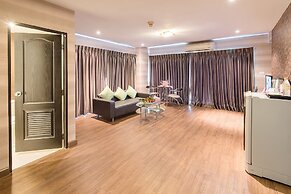 The Cotai Luxury Design Hotel