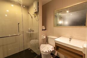 The Cotai Luxury Design Hotel